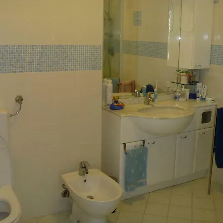 Via Roma, 3 * Rocca Grimalda
