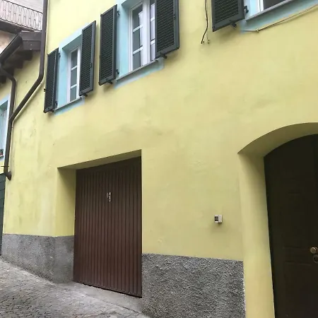 Casa vacanze Via Roma, 3 *